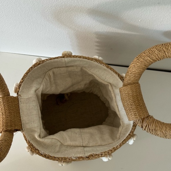 Handcrafted Shell-Embellished Basket/Bucket Bag Purse - Picture 3 of 9